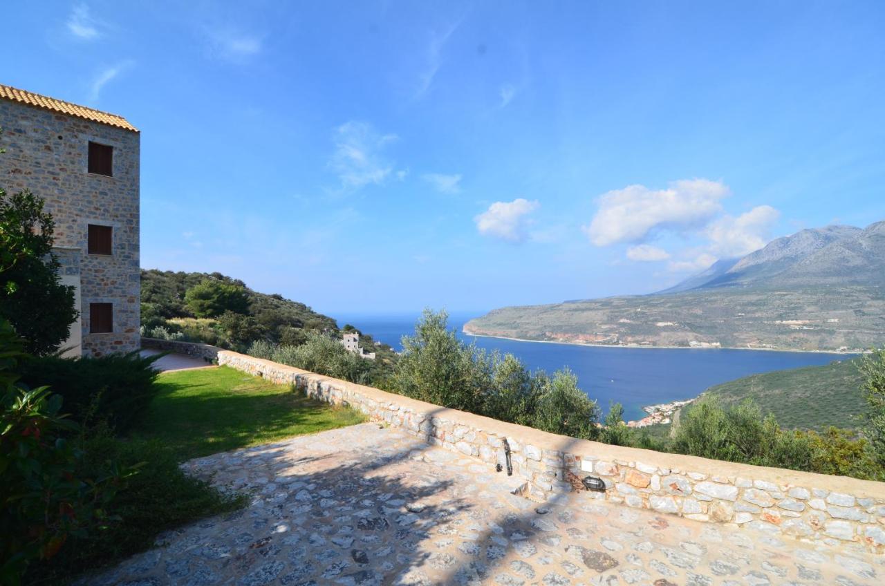Отель Sophia Limeni View Ареополис Экстерьер фото